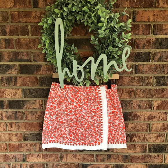 Lilly Pulitzer Pants - { LILLY PULITZER } NWOT Orange White Floral Skort